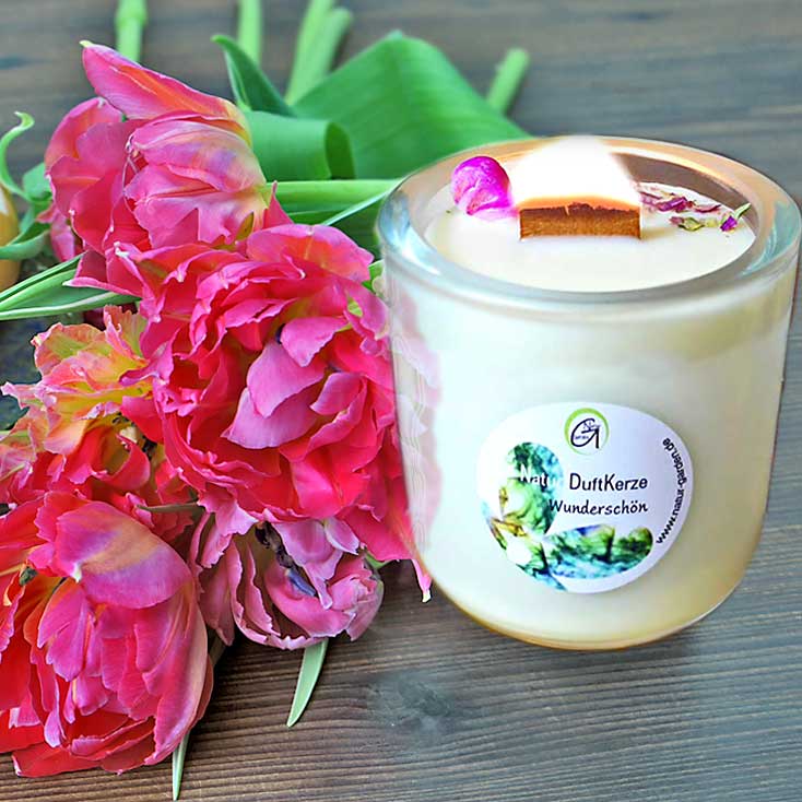 Natur Duftkerze Wunderschön - ein Präsent, das in Erinnerung bleibt. Natur Duftkerze Wunderschön - ein Präsent, das in Erinnerung bleibt.